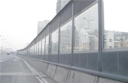 <a href=http://aiideal-home.com/news_article?news_id=133>公路聲屏障</a>